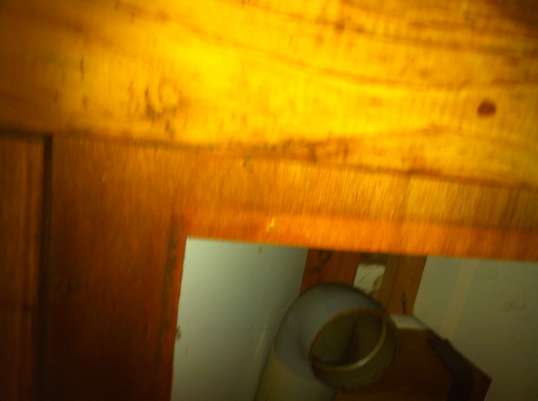 Pas de hotte, un trou