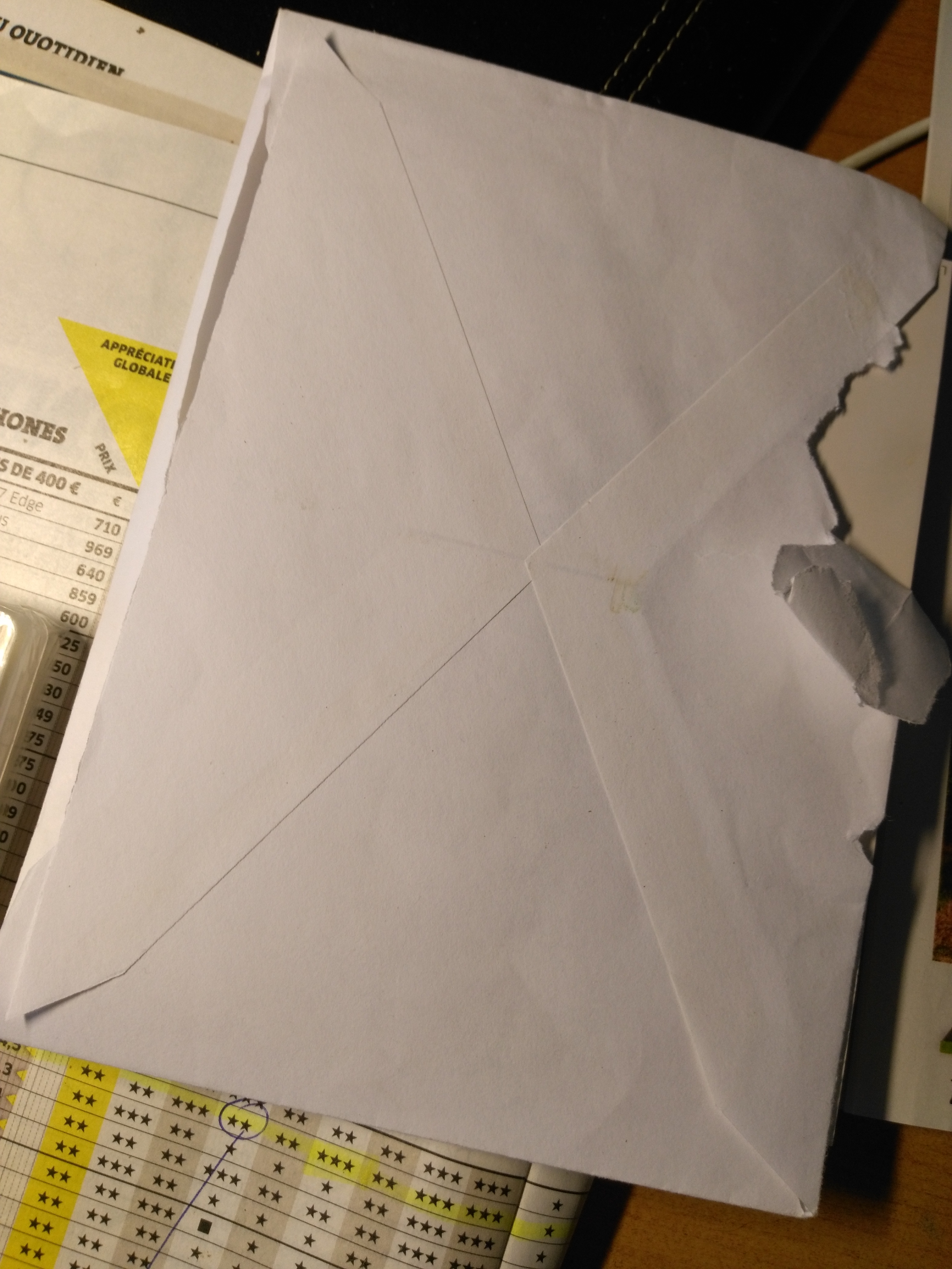 enveloppe-decoupee-manuellement